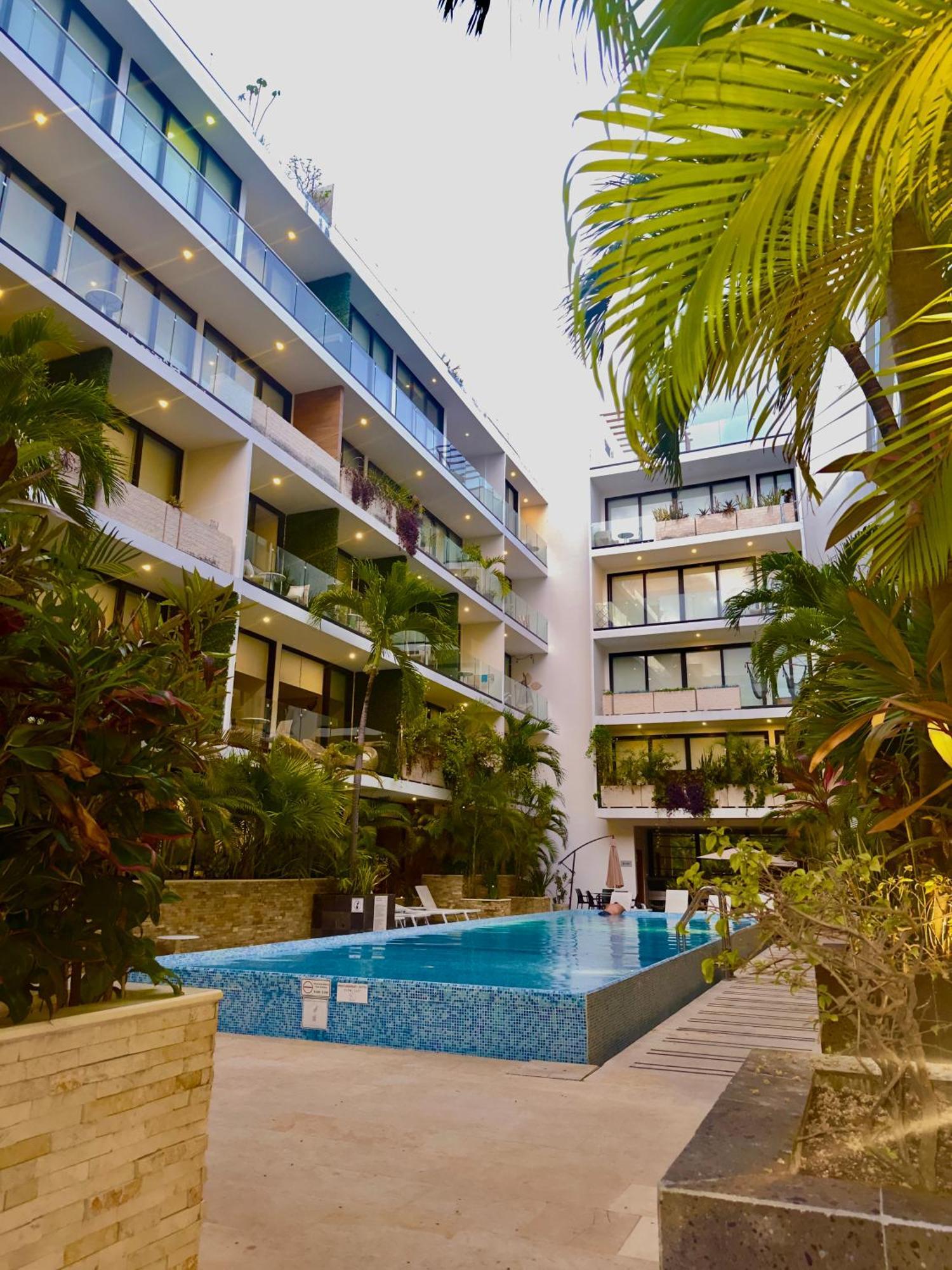 The City Condos By Menesse Playa del Carmen Eksteriør billede